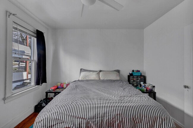 Building Photo - 68 Sheldon Terrace