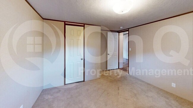 Building Photo - 7415 Remington Rd