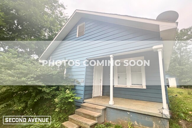 Building Photo - 544 7th St S
