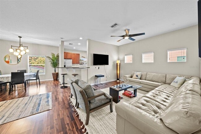 Building Photo - 3625 Bay Heights Way