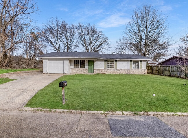 Building Photo - 1124 Wheeler St