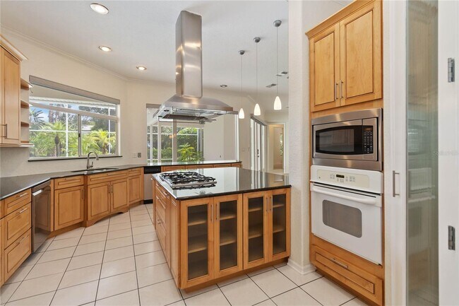 Building Photo - 5121 Timberview Terrace