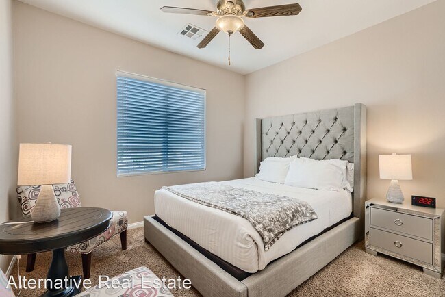 Building Photo - 5 br, 4 bath House - 10016 Sharp Ridge Avenue