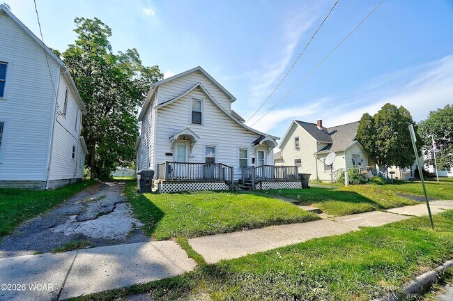 Building Photo - 915 S West St