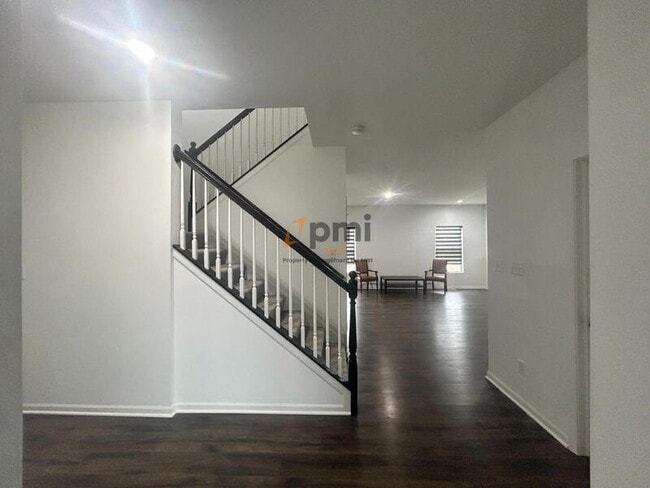 Building Photo - 5625 Burr Rdg Cir