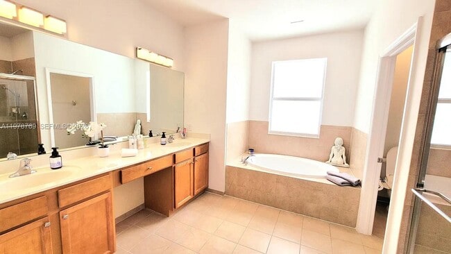 Building Photo - 17070 SW 91st St