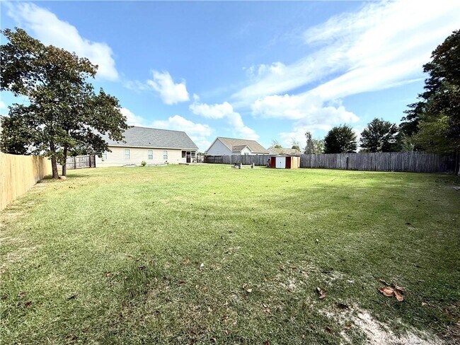 Building Photo - 260 Strike Eagle Dr