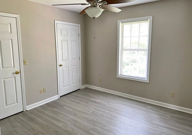 Building Photo - 1505 Autumn Ave
