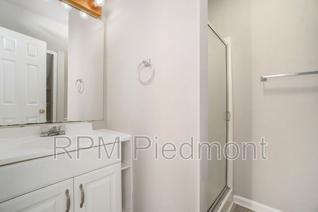 Building Photo - 388 Oakland Ave SE