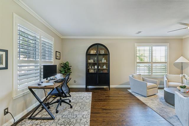 Building Photo - 5800 Palomino Dr