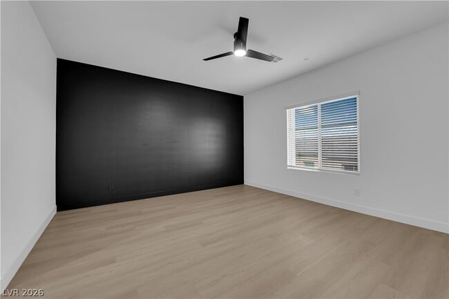 Building Photo - 600 N Carriage Hill Dr