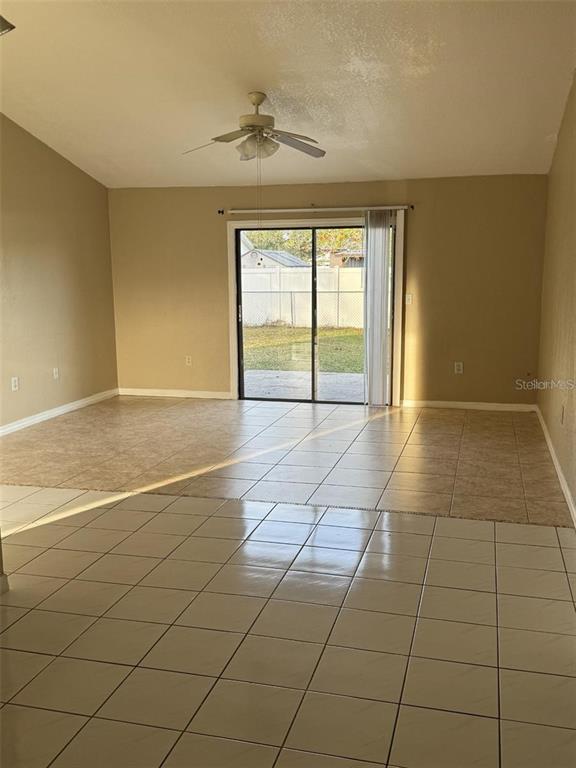 Building Photo - 913 San Rafael Way