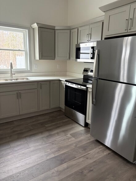 Building Photo - 7 Hammond Ln