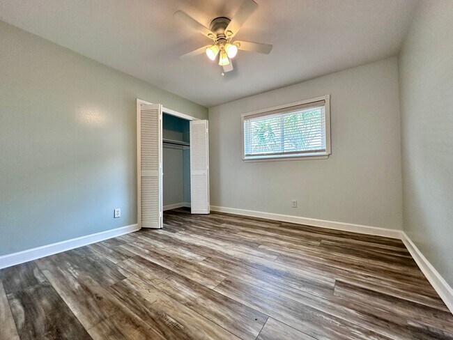 Building Photo - Rare Long-Term Rental in Seascape! Unfurni...