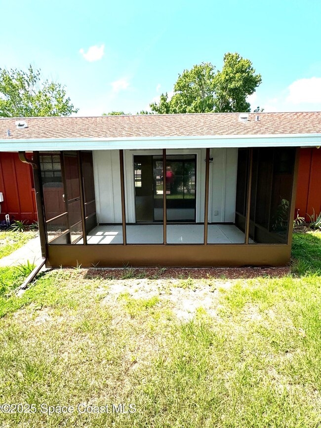 Building Photo - 774 John Adams Ln