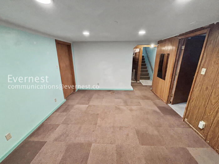 Building Photo - 3366 W 55th Pl