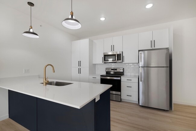 Building Photo - Teton River Lofts #2208