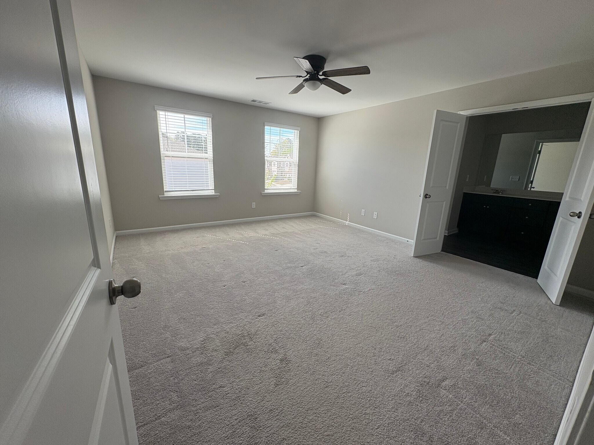 Building Photo - 2471 Hanover Woods Rd