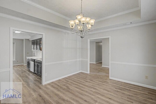 Building Photo - 412 Arlington Dr