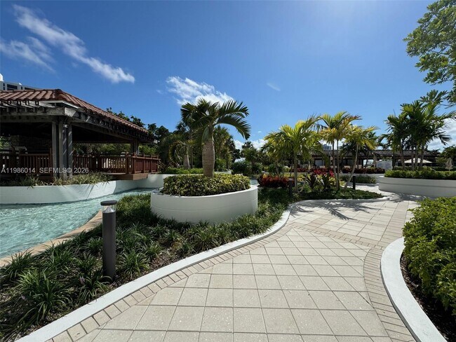 Building Photo - 20281 E Country Club Dr