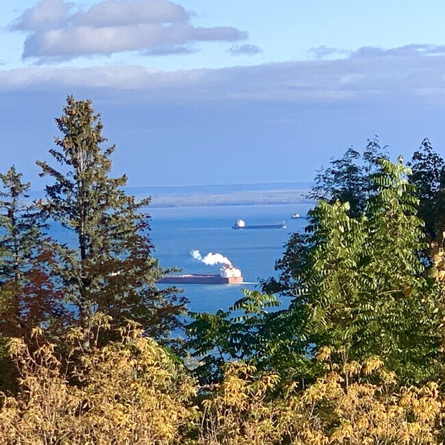 Building Photo - Experience life on Duluth's legendary Skyline Parkway with breathtaking views of Lake Superior an...