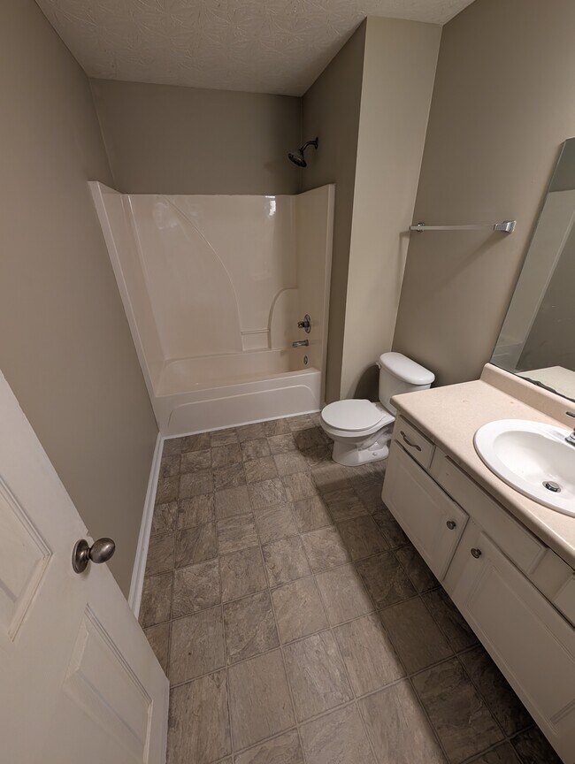 Building Photo - 1039 Stonemark Trl