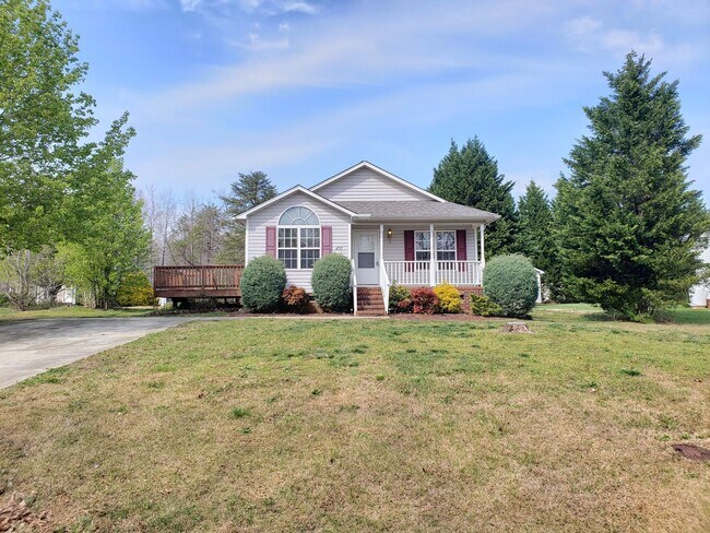 Primary Photo - 3 Bedroom home in CreekSide Village