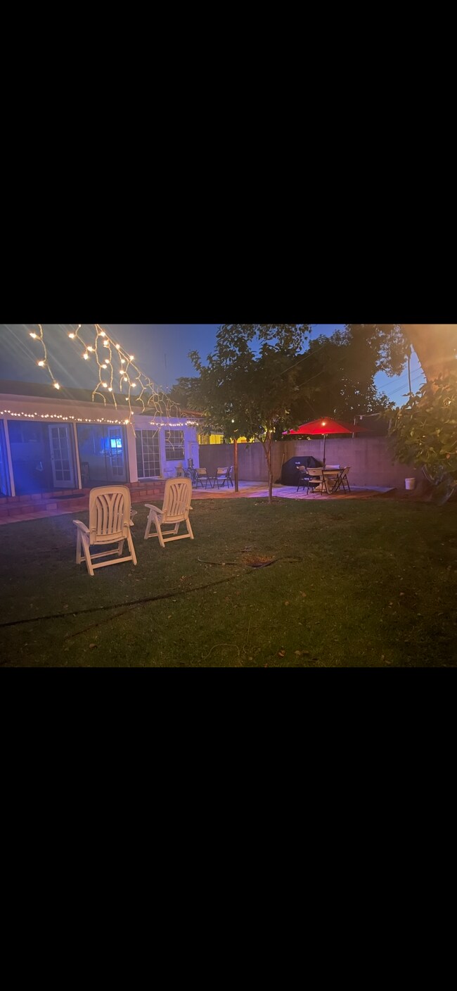 Building Photo - 12619 Emelita St