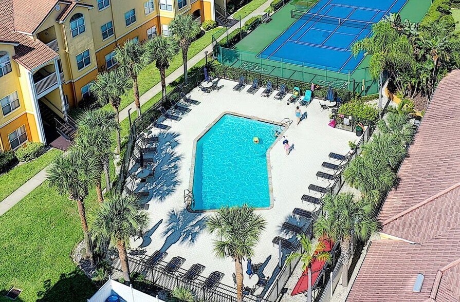 Building Photo - 10764 70th Ave