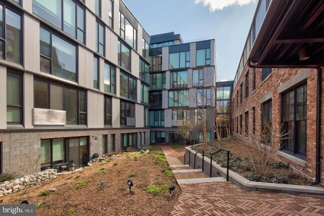 Building Photo - 57 N St NW