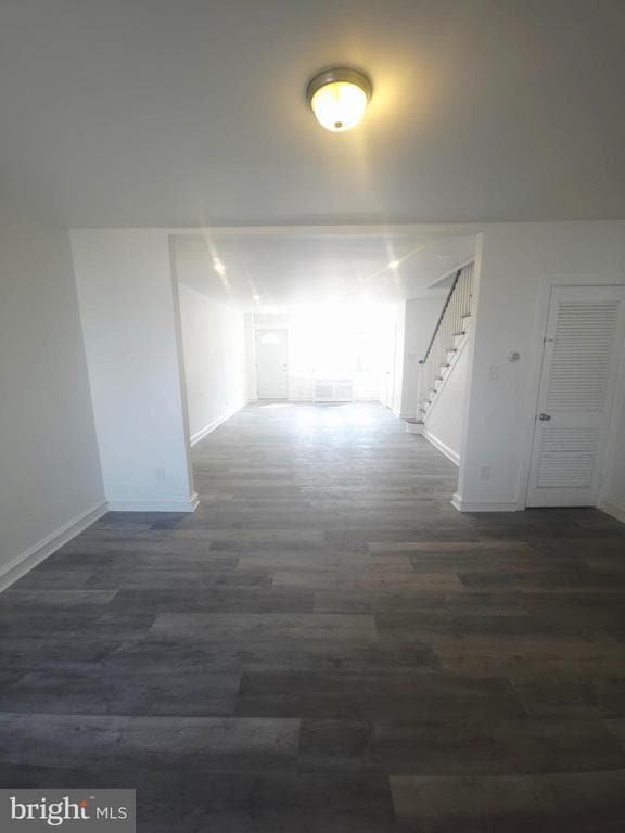 Building Photo - 154 N Carol Blvd