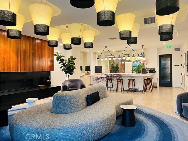 Building Photo - 10777 Wilshire Blvd