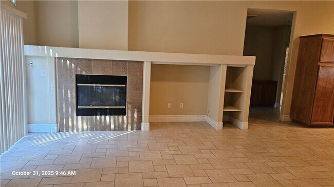 Building Photo - SOUTHERN HIGHLANDS SINGLE STORY 3 CAR GARAGE HOME