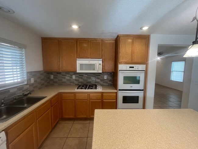 Building Photo - 2 Story-Single Family Home Located in Providence