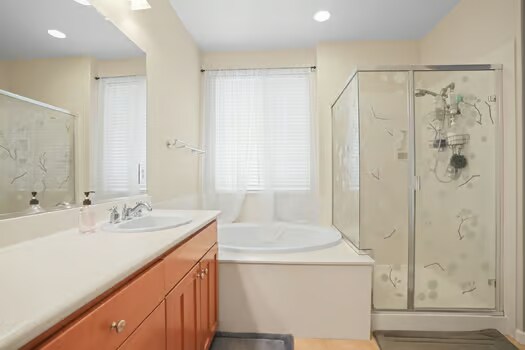 Building Photo - 2512 Cancun Ct