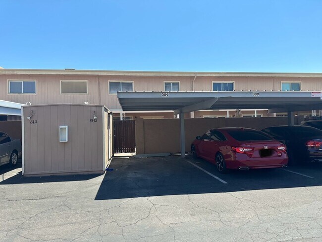 Building Photo - Spacious 4BR Townhome in Phoenix