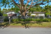 Building Photo - 6111 SW 86th St