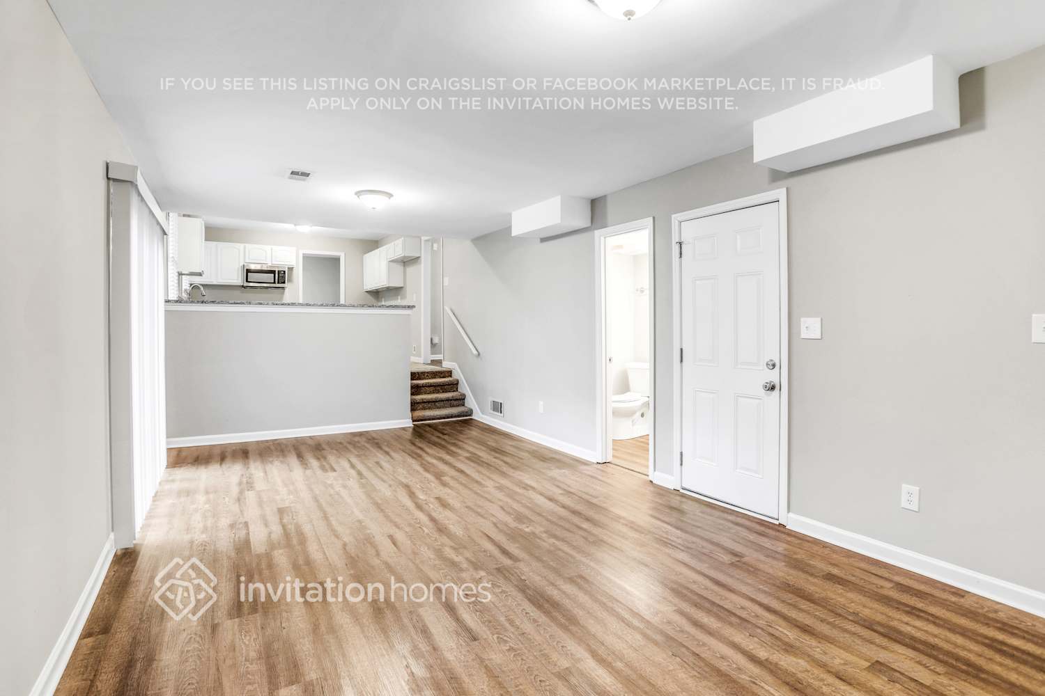 Building Photo - 2339 Chevy Chase Ln