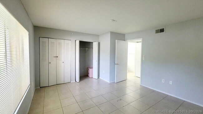 Building Photo - 2667 NW 33rd St