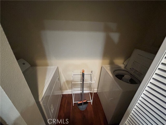 Building Photo - 1356 Scholarship