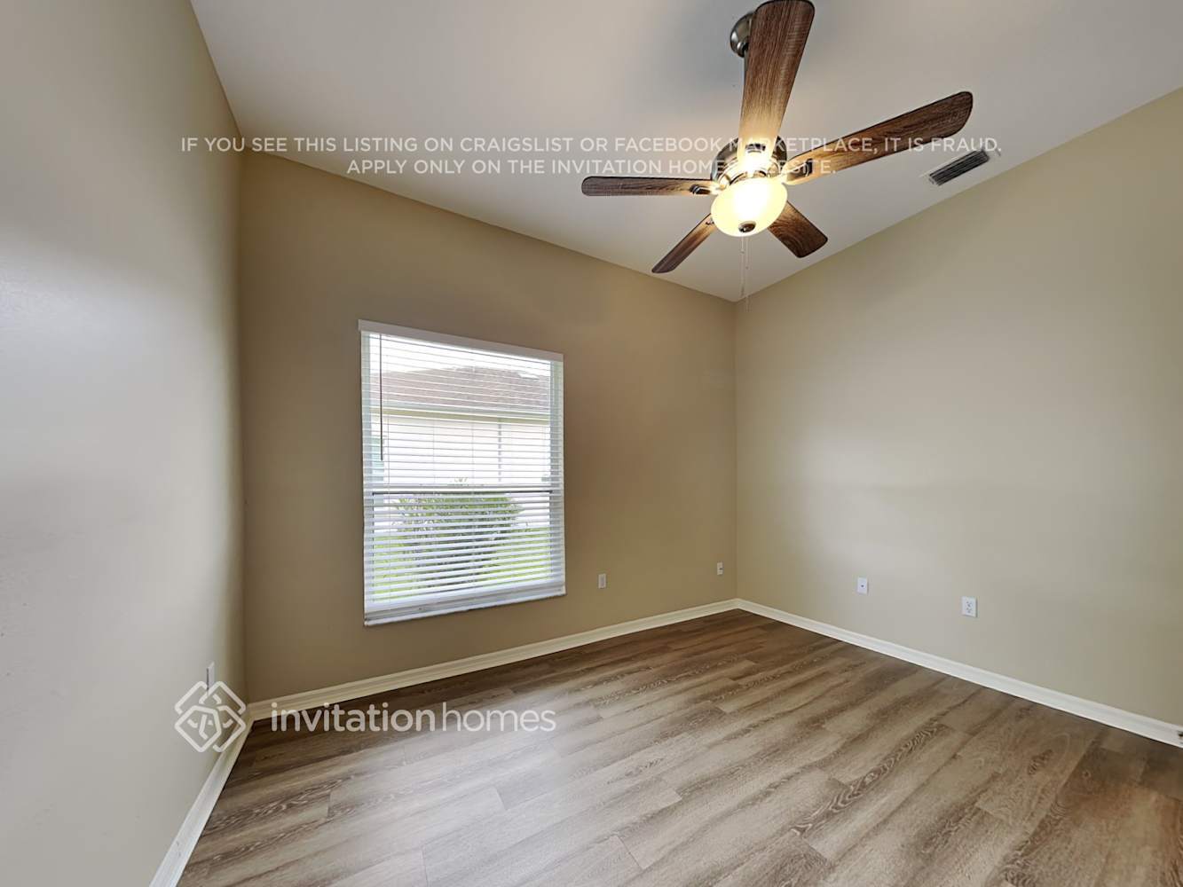 Building Photo - 874 Shoshone Ln