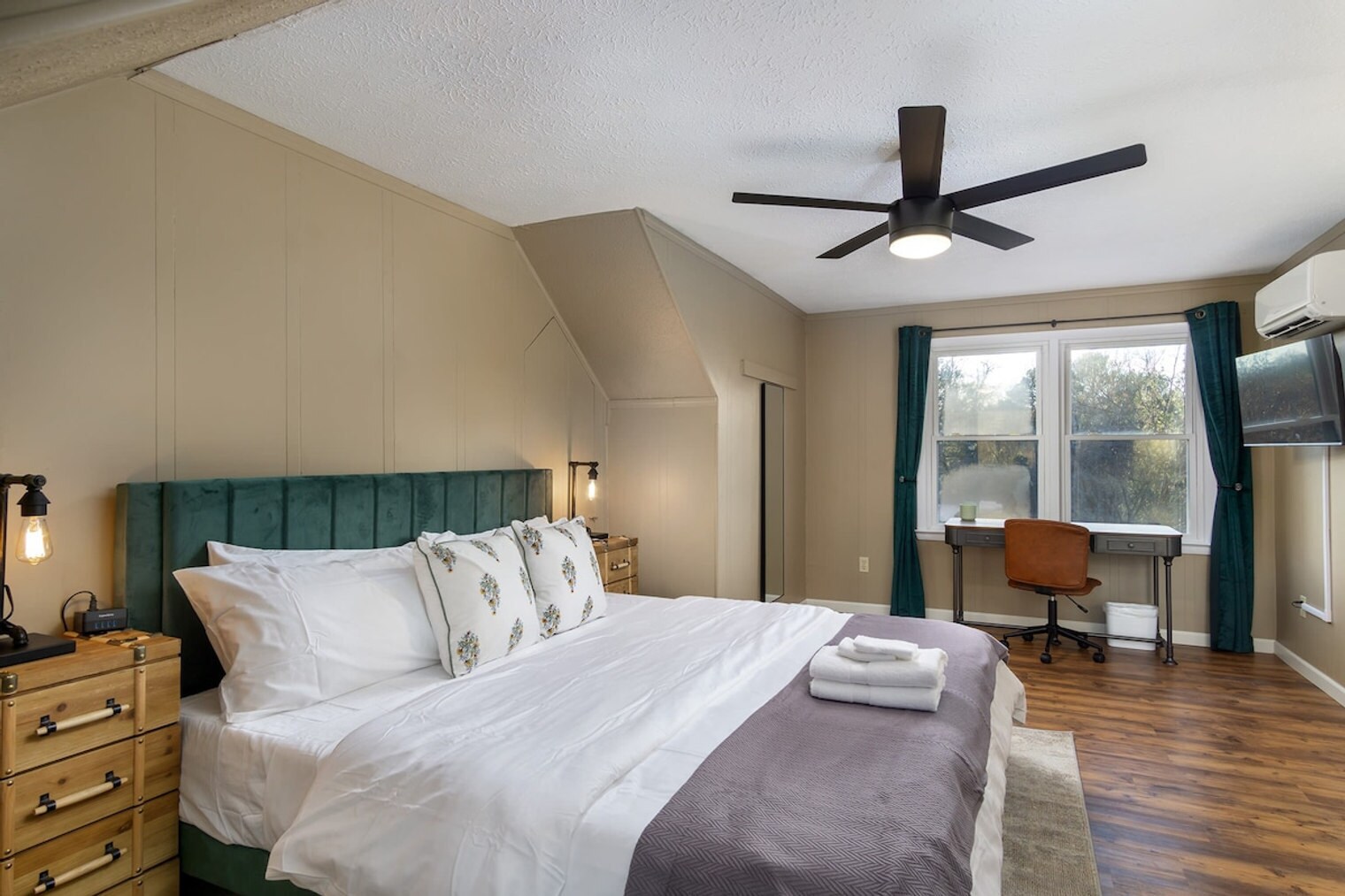 Building Photo - 120 Whitney Dr