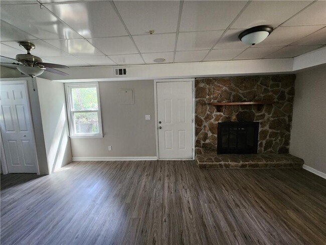 Building Photo - 3140 Kipling Dr