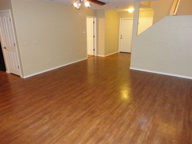 Building Photo - 8530 E Pena Blanca Dr