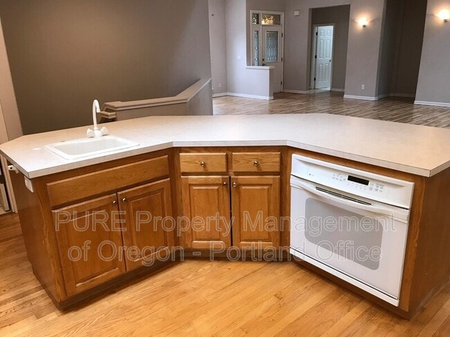 Building Photo - 18031 Chickaree Dr