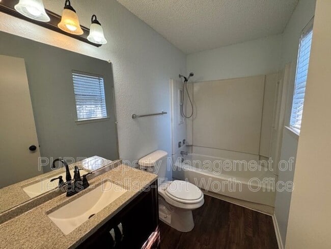 Building Photo - 625 Timberline Dr