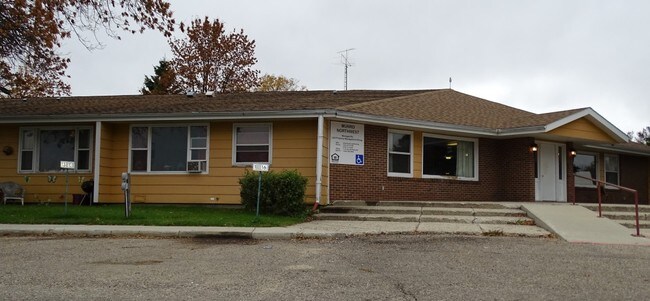 Primary Photo - Monro Northwest