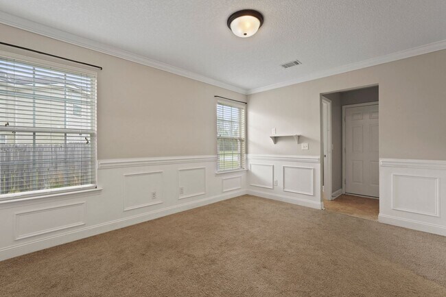 Building Photo - Charming 4-Bedroom Home for Rent in Hinesville, GA