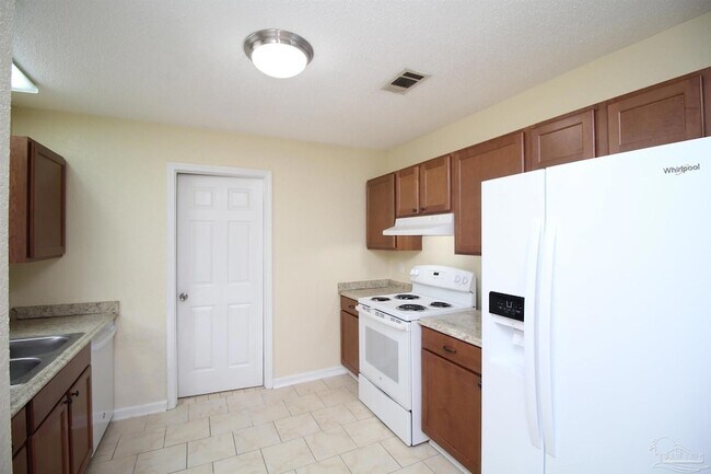 Building Photo - 7177 Schwab Dr