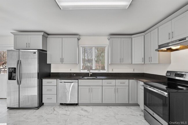 Building Photo - 82 Walton Terrace